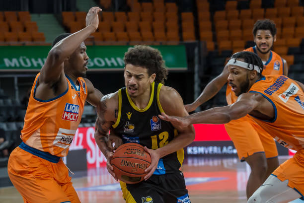 曼城提供了 曼城提供了