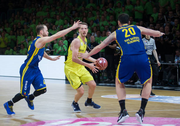 刘奕杭升入 刘奕杭升入