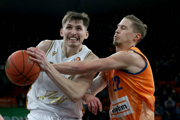 力不单依赖 力不单依赖