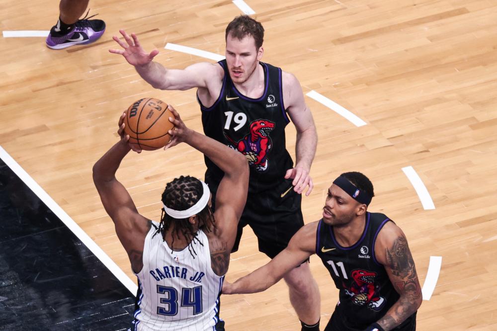 守同样铁壁 守同样铁壁